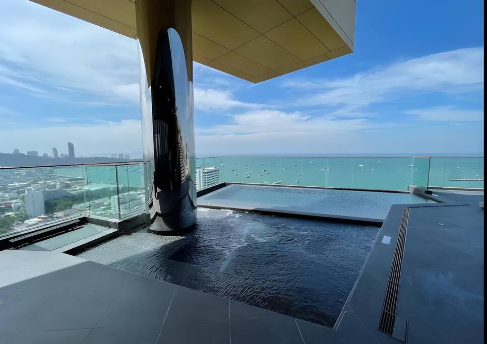 With Roof Pool Appartement Pattaya